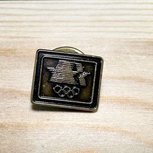 Olympic Pin Vintage 1980 Committee Stars Los Angeles LA Lapel Pin